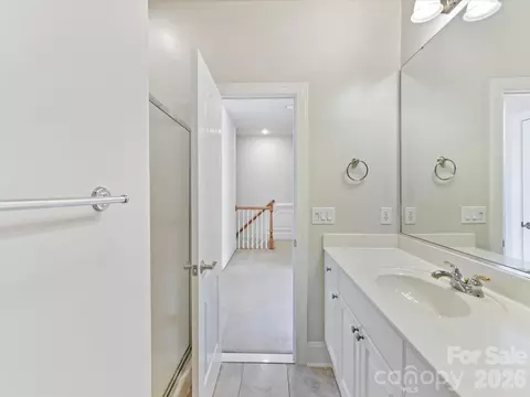 Bath - 439 Ohenry Ave, Davidson, NC 28036 photo 6 of 6