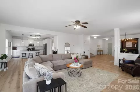Living - 3018 Amaranth Dr, Tega Cay, SC 29708 photo 2 of 3