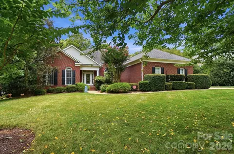 1244 Waynewood Dr, Waxhaw, NC 28173
