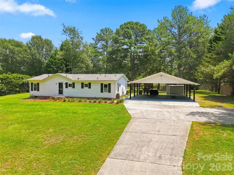 Other - 1973 Davis Cir, Clover, SC 29710 photo 9 of 11