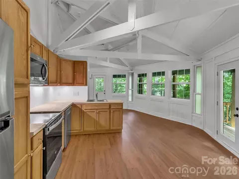 Kitchen - 475 Mountain Forest Est, Sylva, NC 28779 photo 2 of 2