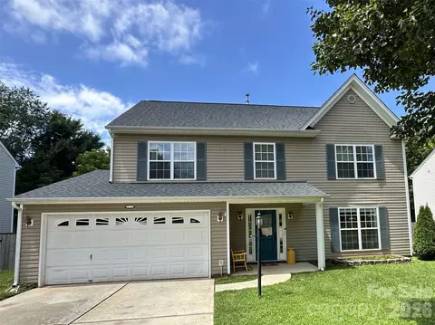 126 Rusty Nail Dr, Mooresville, NC 28115