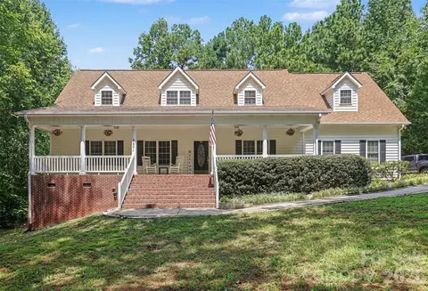8401 Shelley Mullis Rd, Fort Mill, SC 29707