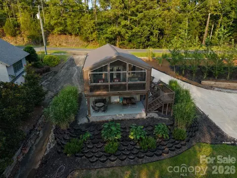 2268 Singleton Creek Rd, Liberty Hill, SC 29175