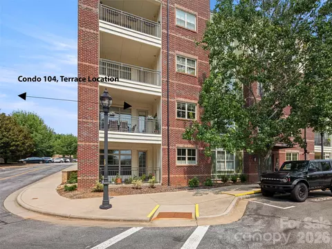 5 Farleigh 104 St #104, Asheville, NC 28803