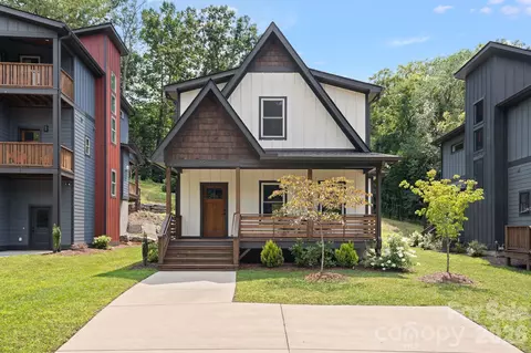 89 Glendale Ave, Asheville, NC 28803