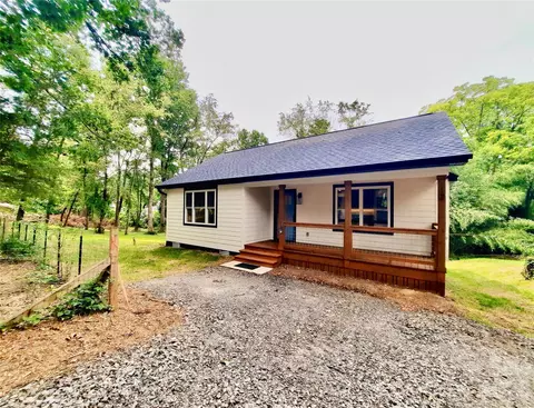 12 Overbrook Pl, Asheville, NC 28805
