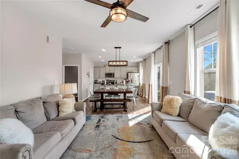 124 Sequoia Forest Dr, Mooresville, NC 28117