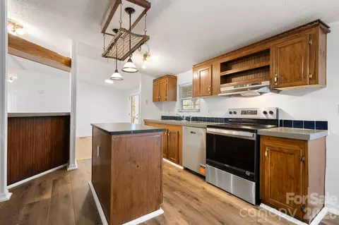 Kitchen - 2786 Ridgecreek Dr, Morganton, NC 28655 photo 1 of 2