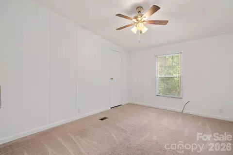 Bedroom - 2786 Ridgecreek Dr, Morganton, NC 28655 photo 2 of 4
