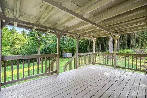 Exterior - 2786 Ridgecreek Dr, Morganton, NC 28655 photo 5 of 7