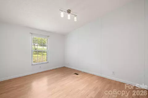 Bedroom - 2786 Ridgecreek Dr, Morganton, NC 28655 photo 1 of 4