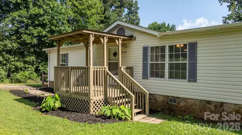 Exterior - 2786 Ridgecreek Dr, Morganton, NC 28655 photo 3 of 7