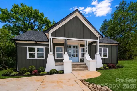317 Old Airport 33 Rd #33, Statesville, NC 28677