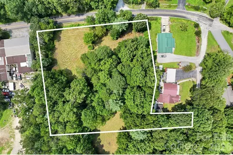 Chestnut Stump Road, Hendersonville, NC 28792