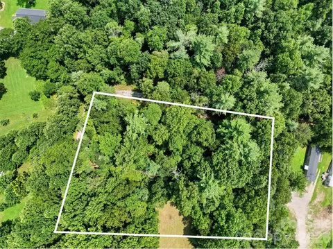 Chestnut Stump Road, Hendersonville, NC 28792