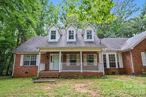 7944 Woodhill Cove Ln, Denver, NC 28037