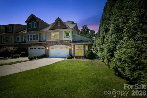 4004 La Crema Dr, Charlotte, NC 28214