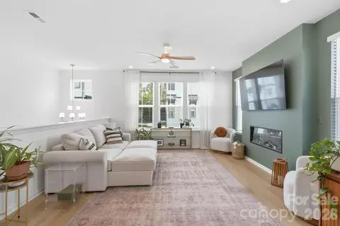 Living - 215 Tamala St, Davidson, NC 28036 photo 1 of 1