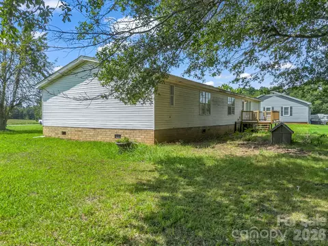 Exterior - 3204 Frank Grigg Dr, Shelby, NC 28150 photo 3 of 3