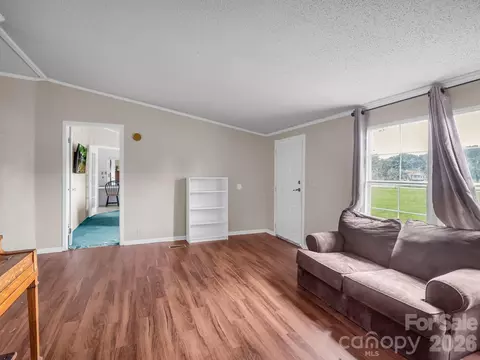 Living - 3204 Frank Grigg Dr, Shelby, NC 28150 photo 3 of 6