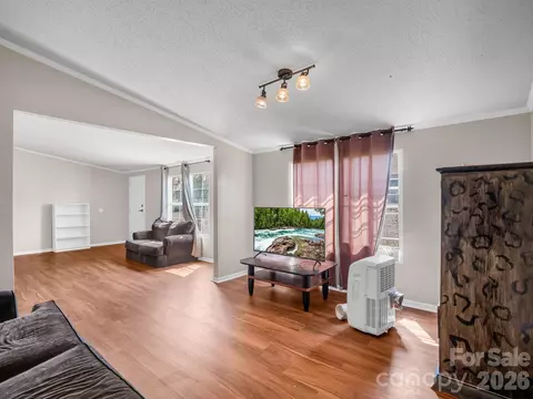 Living - 3204 Frank Grigg Dr, Shelby, NC 28150 photo 6 of 6