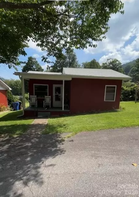 1555 Soco Apt 2 Rd # 2, Maggie Valley, NC 28751