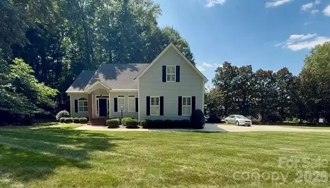 952 Lake Club Dr, Rock Hill, SC 29732