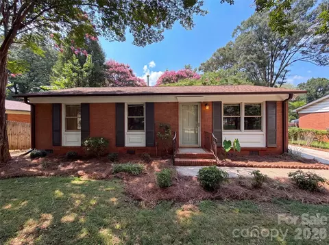 713 Ridgedale Ct, Charlotte, NC 28206