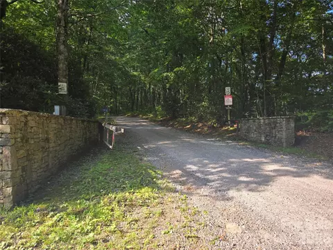 000 Greenspire Dr, Sylva, NC 28779 photo 5