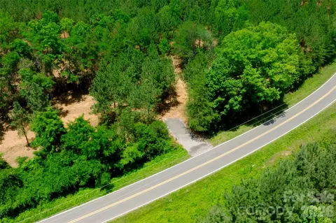 7 Morrison Rd, Morganton, NC 28655 photo 3