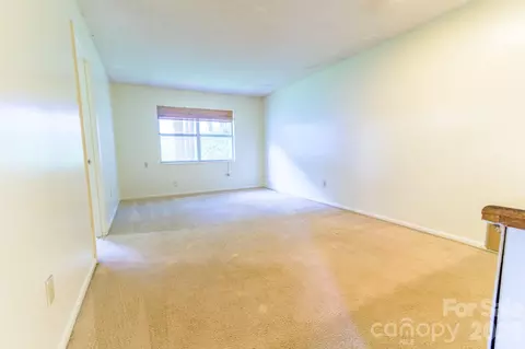 229 E King 55 St #55, Boone, NC 28607 photo 2