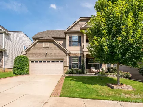 Exterior - 1065 Pennington Dr, Lancaster, SC 29720 photo 5 of 6