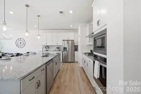 Kitchen - 3015 Patchwork Ct, Fort Mill, SC 29708 photo 3 of 3