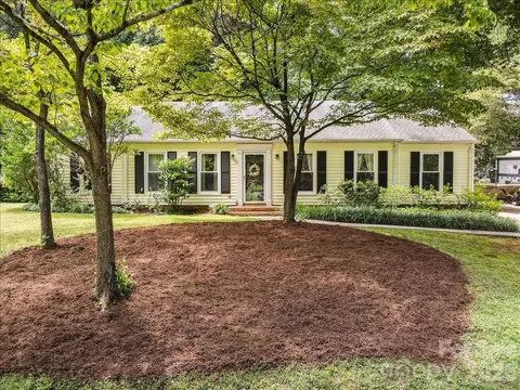 9614 Lone Oak Ct, Charlotte, NC 28270