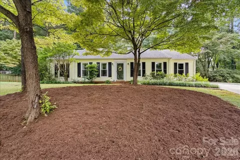 9614 Lone Oak Ct, Charlotte, NC 28270