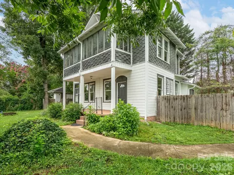 Stewart Street, Hendersonville, NC 28792