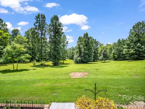 Exterior - 21 Rock Ridge Rd, Mill Spring, NC 28756 photo 9 of 11