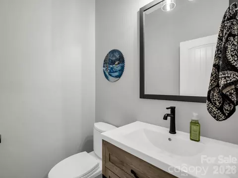 Bath - 21 Rock Ridge Rd, Mill Spring, NC 28756 photo 6 of 6
