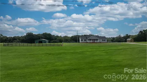 2915 Texs Fish Camp Rd, Connelly Springs, NC 28612