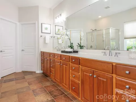 Bath - 49108 Gladiolus St, Fort Mill, SC 29707 photo 4 of 4