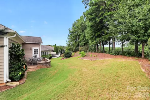 Exterior - 49108 Gladiolus St, Fort Mill, SC 29707 photo 6 of 6
