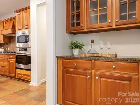 Kitchen - 49108 Gladiolus St, Fort Mill, SC 29707 photo 4 of 4