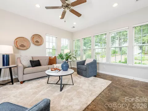 Living - 49108 Gladiolus St, Fort Mill, SC 29707 photo 2 of 4