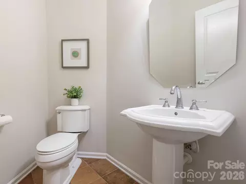 Bath - 49108 Gladiolus St, Fort Mill, SC 29707 photo 3 of 4