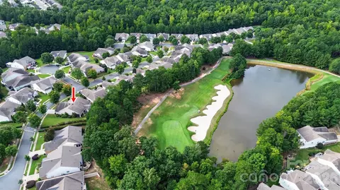 View/Area - 49108 Gladiolus St, Fort Mill, SC 29707 photo 2 of 4
