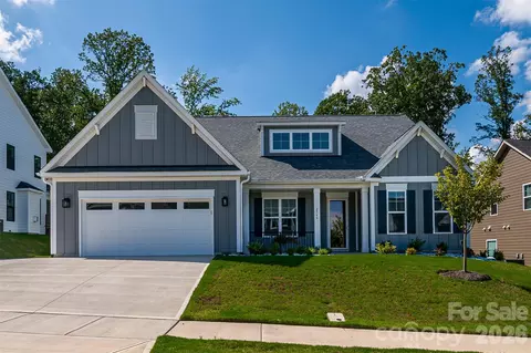 2566 NW Red Hill St, Concord, NC 28027