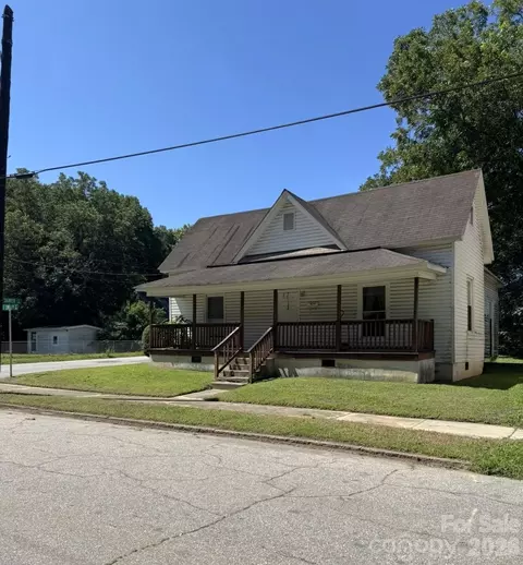 Exterior - 429 E Cemetery St, Salisbury, NC 28144 photo 1 of 2