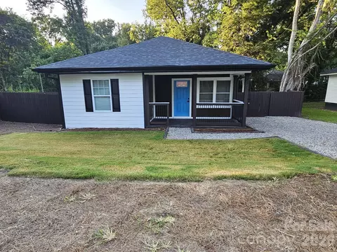 232 W 2nd St, Kershaw, SC 29067