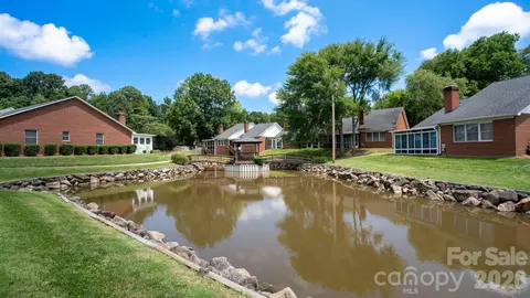 19940 Oak Leaf Cir, Cornelius, NC 28031 photo 19